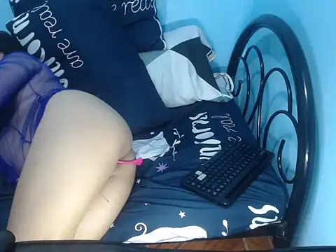 stacie_iris's cam snapshot