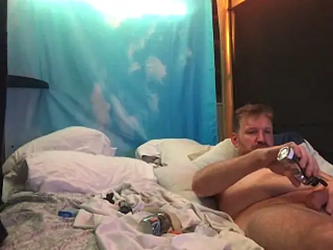 Thickwhitetight's cam snapshot