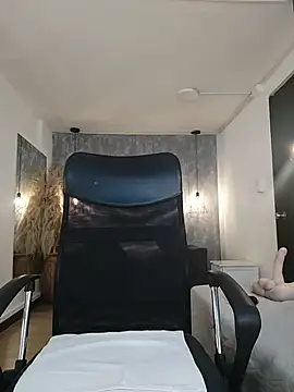 aura-baker's cam snapshot