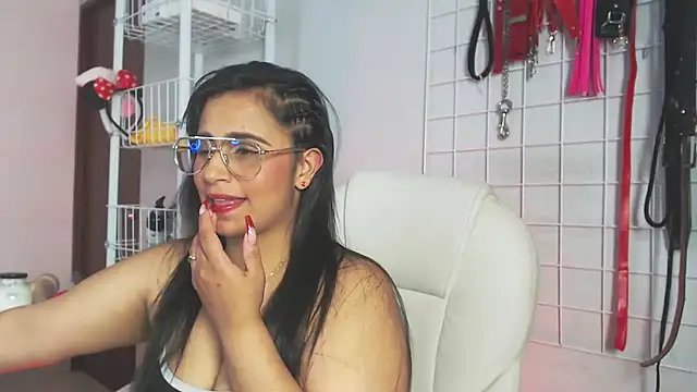 _adahara_queen's cam snapshot