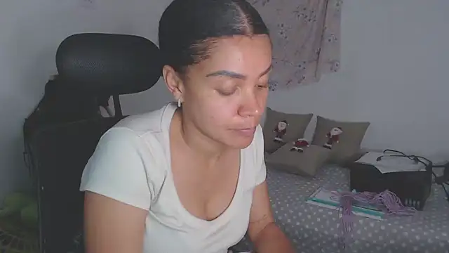 shayna_cute's cam snapshot