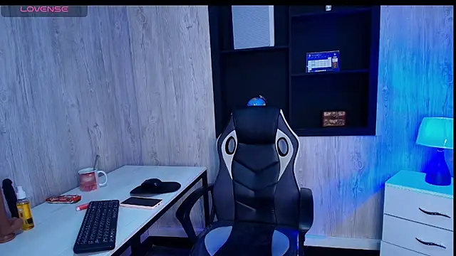 Mia_Esposito2's cam snapshot