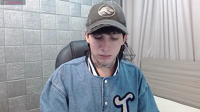 Iantwink18's cam snapshot