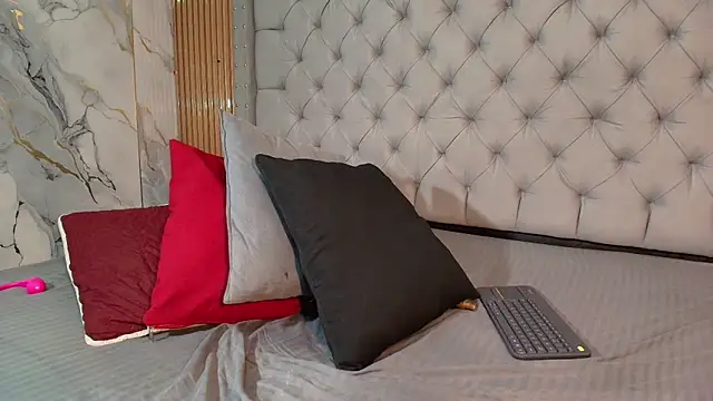 Scarlett_diaz17's cam snapshot