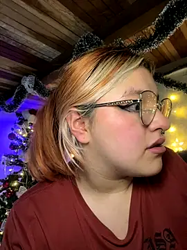 Sophia_Weest99 live sex cam