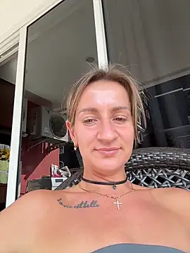 EvvaMur live sex cam