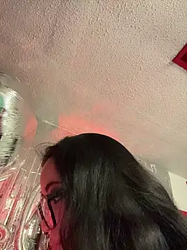 MyHoneyFrida's cam snapshot