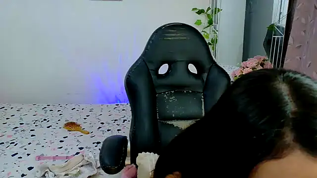 Ariana_girlhots live sex cam