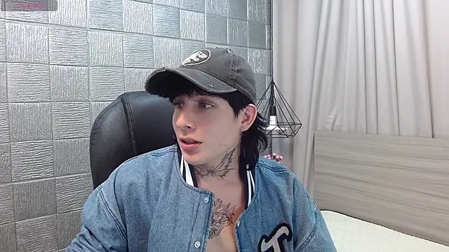 Iantwink18's cam snapshot