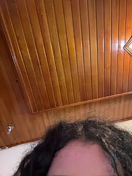 G_Poseidon_y_Cloe's cam snapshot