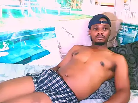 EbonyTiger69's cam snapshot