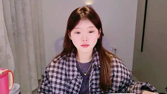 yang-yang-yang's cam snapshot