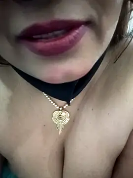 Taniya-2025's cam snapshot