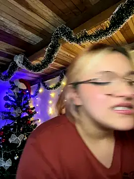 Sophia_Weest99's cam snapshot