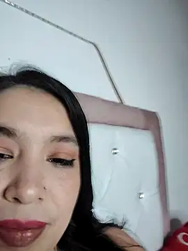 Anahibella's cam snapshot