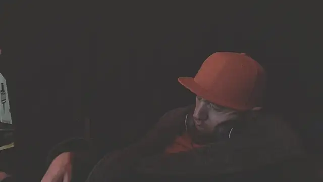 GenitalWars's cam snapshot