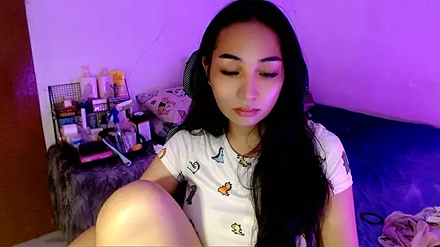 SweetLilly_18's cam snapshot