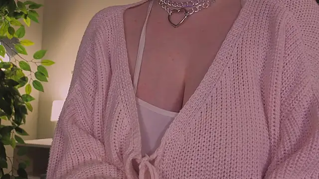 ELLIEJAY's cam snapshot