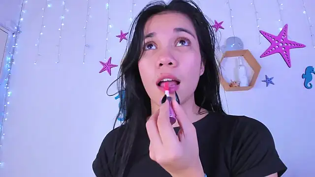 Emiily_Parkerr's cam snapshot