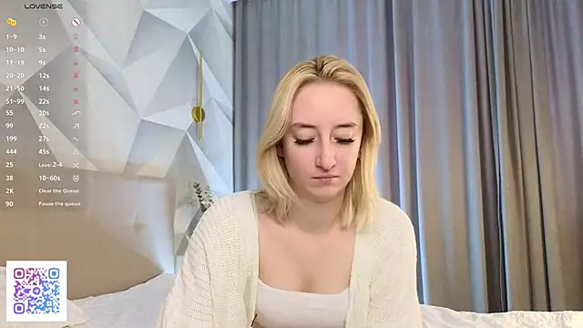 JodeeThu's cam snapshot