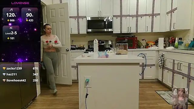 Blondiewithanass's cam snapshot