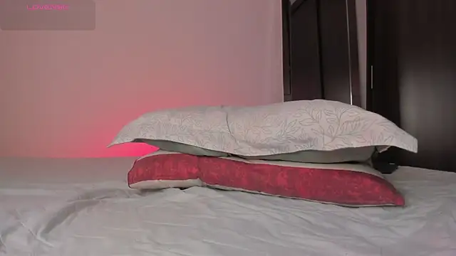 porcelainbody's cam snapshot