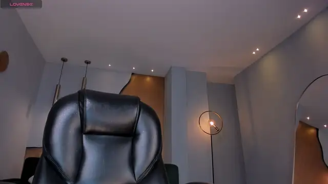 MeganCross1's cam snapshot