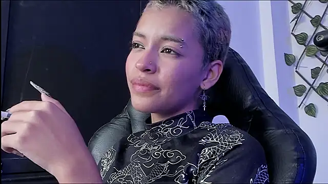 Anny_Kiitty's cam snapshot