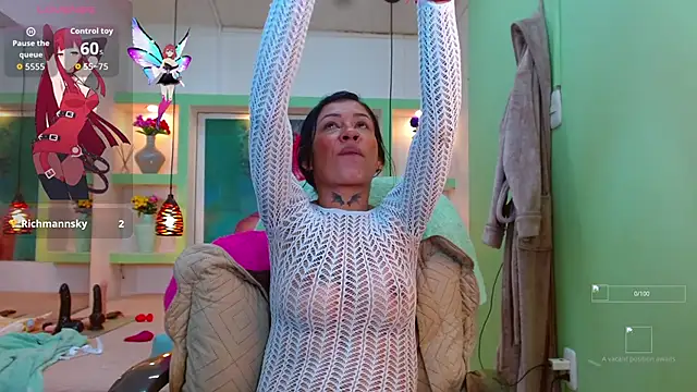 lorenapinto's cam snapshot