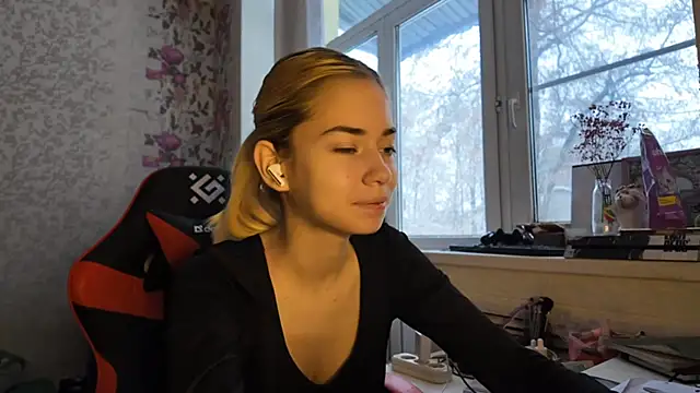 Witching_Moon's cam snapshot