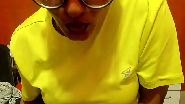 Jasmine_Jaey1's cam snapshot