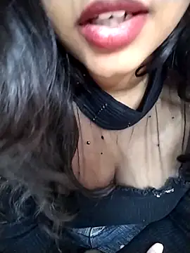 Sexy_Divya__'s cam snapshot