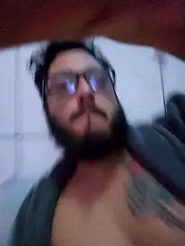 LeoFerrazTattoo's cam snapshot