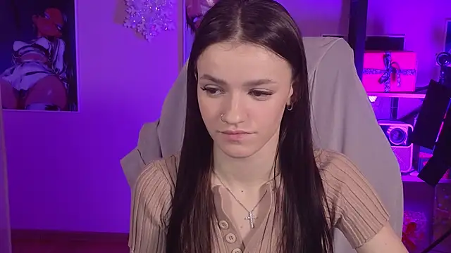 E_l_i_z_e_'s cam snapshot