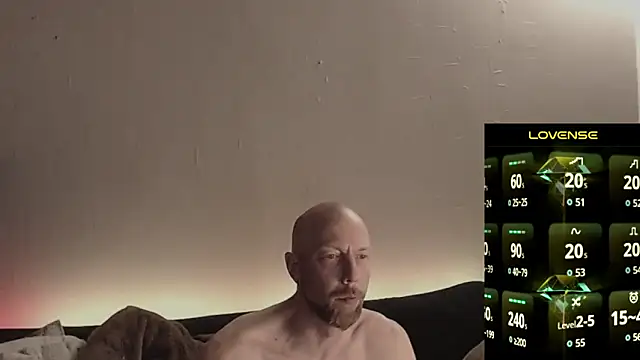 MaxRouger live sex cam