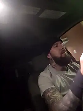 Beardedtattood live sex cam