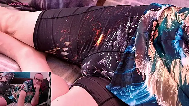 Manfred1012 live sex cam