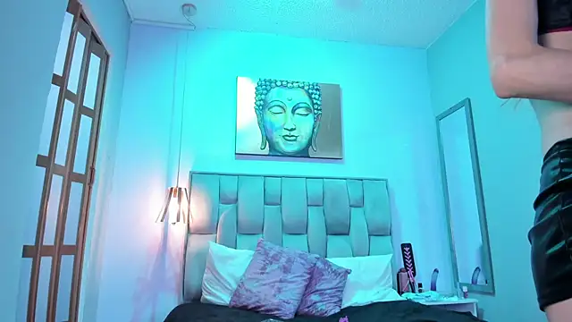 Violet-Storm-'s cam snapshot