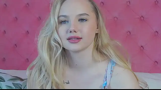 Sky_Cutie's cam snapshot