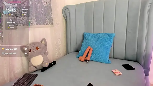 AlexaFoxy18's web cam