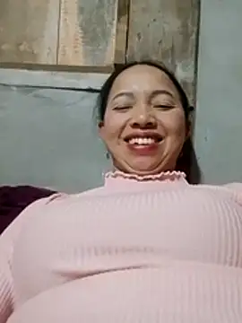 TRIEUTRIEU20's cam snapshot