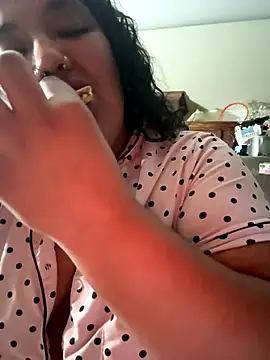 1n0nlythroat's cam snapshot