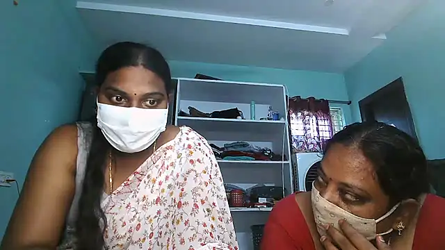 Honey__baby_'s cam snapshot