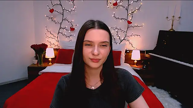 charming_berry's cam snapshot