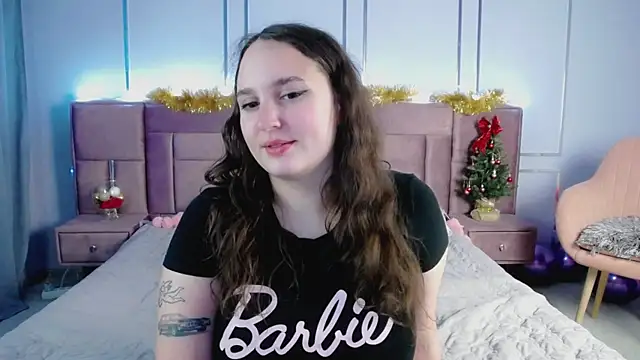 ElisonMinix's cam snapshot