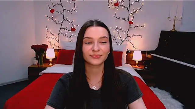 charming_berry's cam snapshot