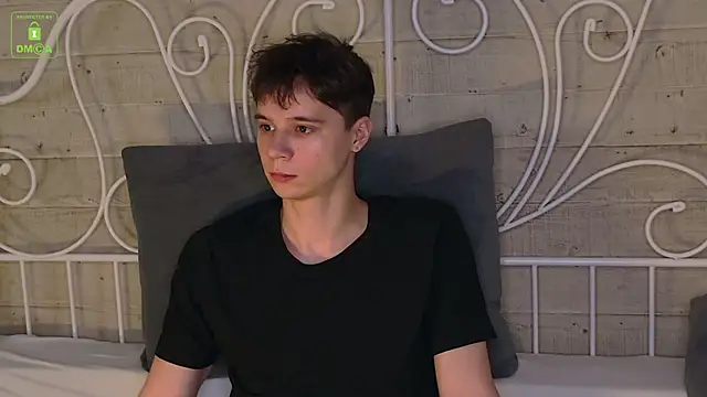 AnthonyHall's cam snapshot