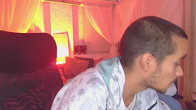 Laila_asher's cam snapshot