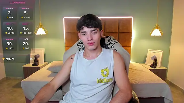 AlejooTwink live sex cam