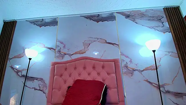 AlyaThompson live sex cam